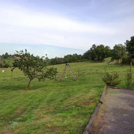 Chaleureux A 15 Min De St-etienne, 2 Chambres, Terrasse, Jardin, Animaux Acceptes - Fr-1-496-4 * Saint-Heand